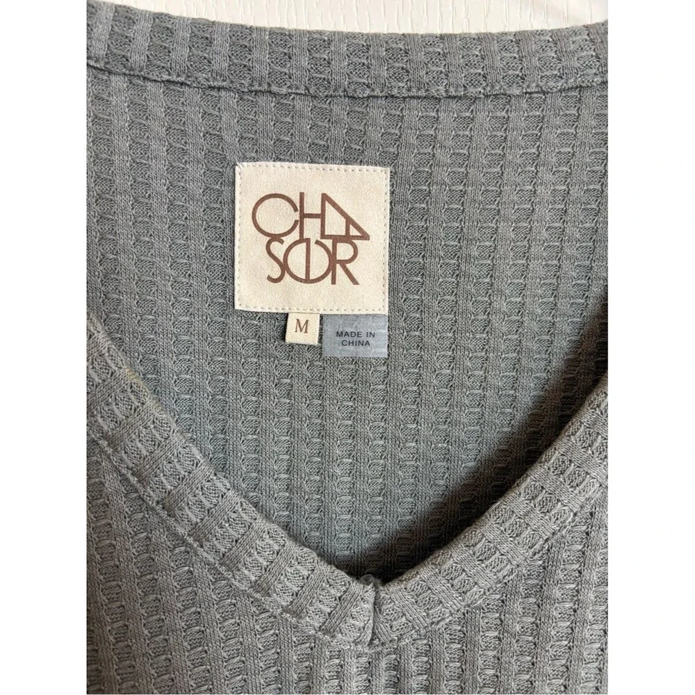 Chaser Sage Green Grey Long Sleeve V Neck Waffle Thermal Knit Top Medium NWOT
